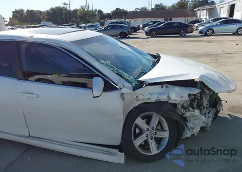 2012 Toyota Camry Se z USA, uszkodzony, nr VIN 4T1BF1FKXCU548098